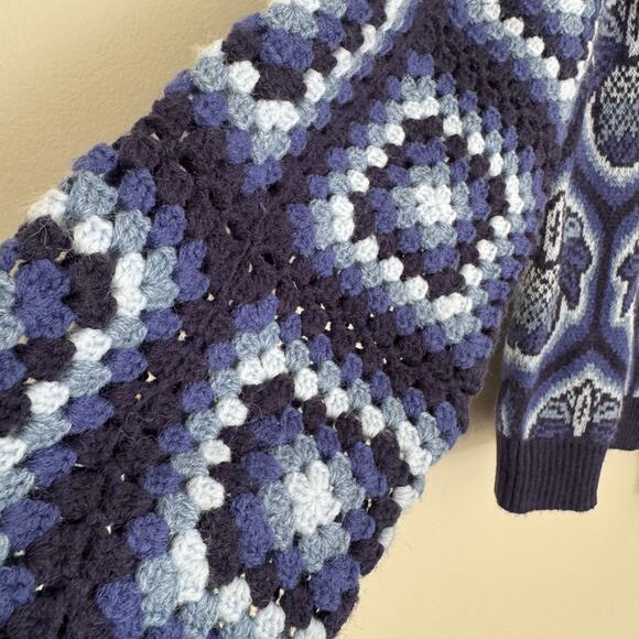 Farm Rio Blue Pinneaple Cobogo Knit Sweater - Picture 4 of 6